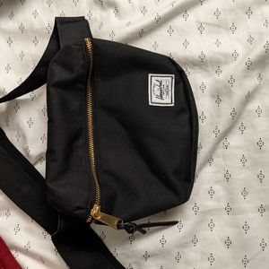 Herschel fifteen pack NWOT